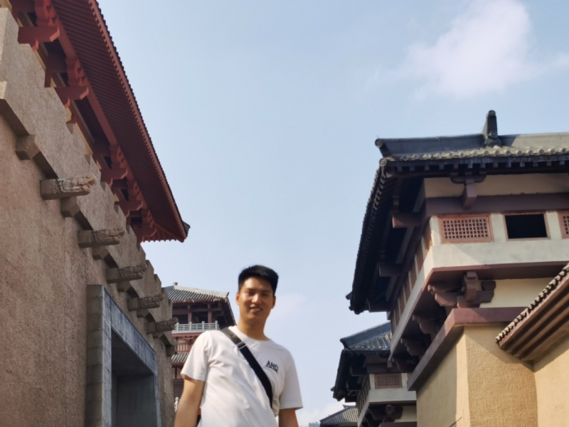 咸鱼不闲的第二张照片--都匀闪婚服务中心