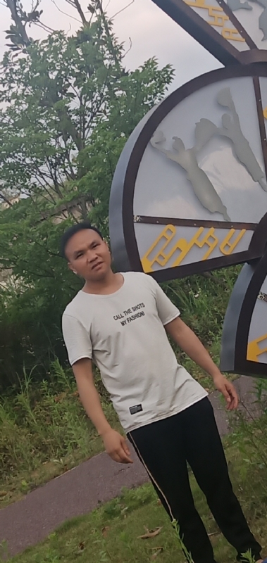 愉快的阳光的第一张照片--都匀闪婚服务中心